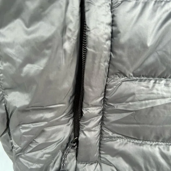 TUMI pax Charcoal Puffer Jacket - Picture 5 of 12
